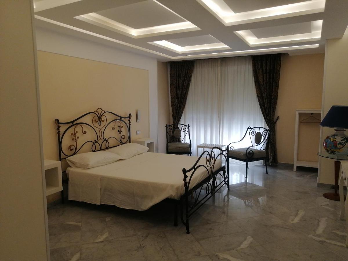 Federico 70 Zaffiro Luxury Hotel Palermo Buitenkant foto